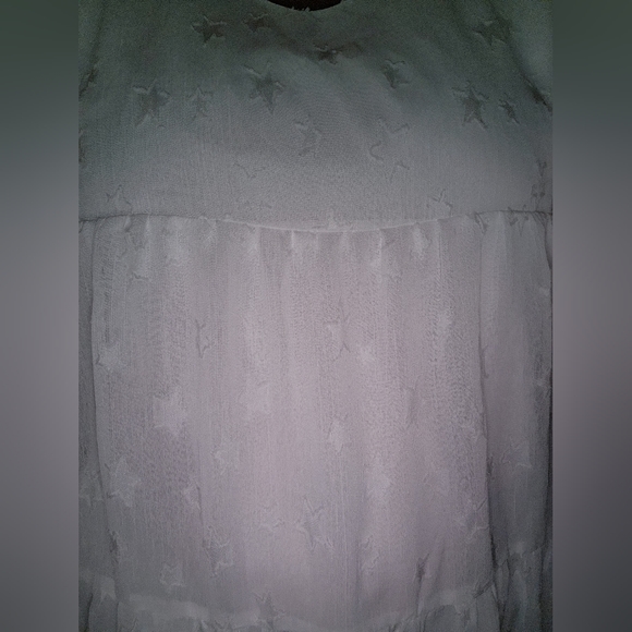 Beautiful Brand New White Dress - Picture 3 of 3